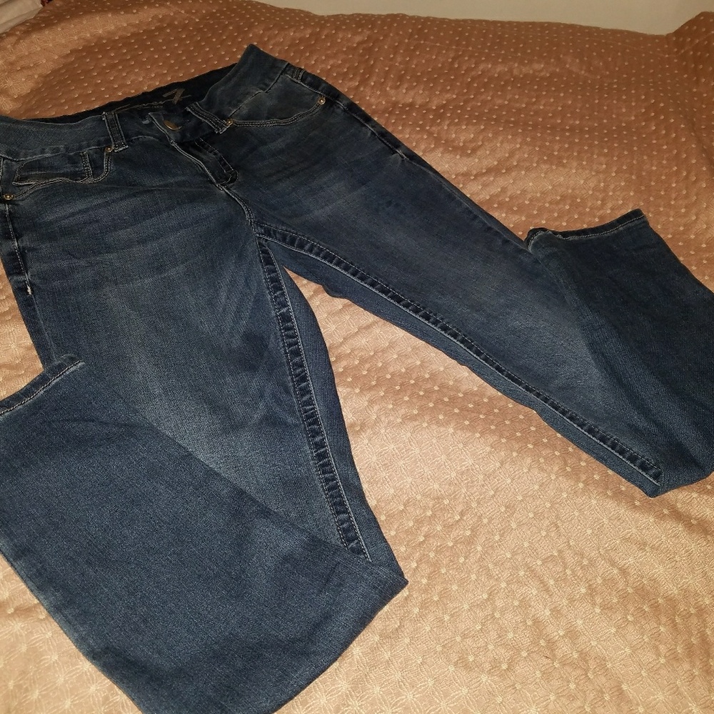 Seven jeans,  size 6, straight leg